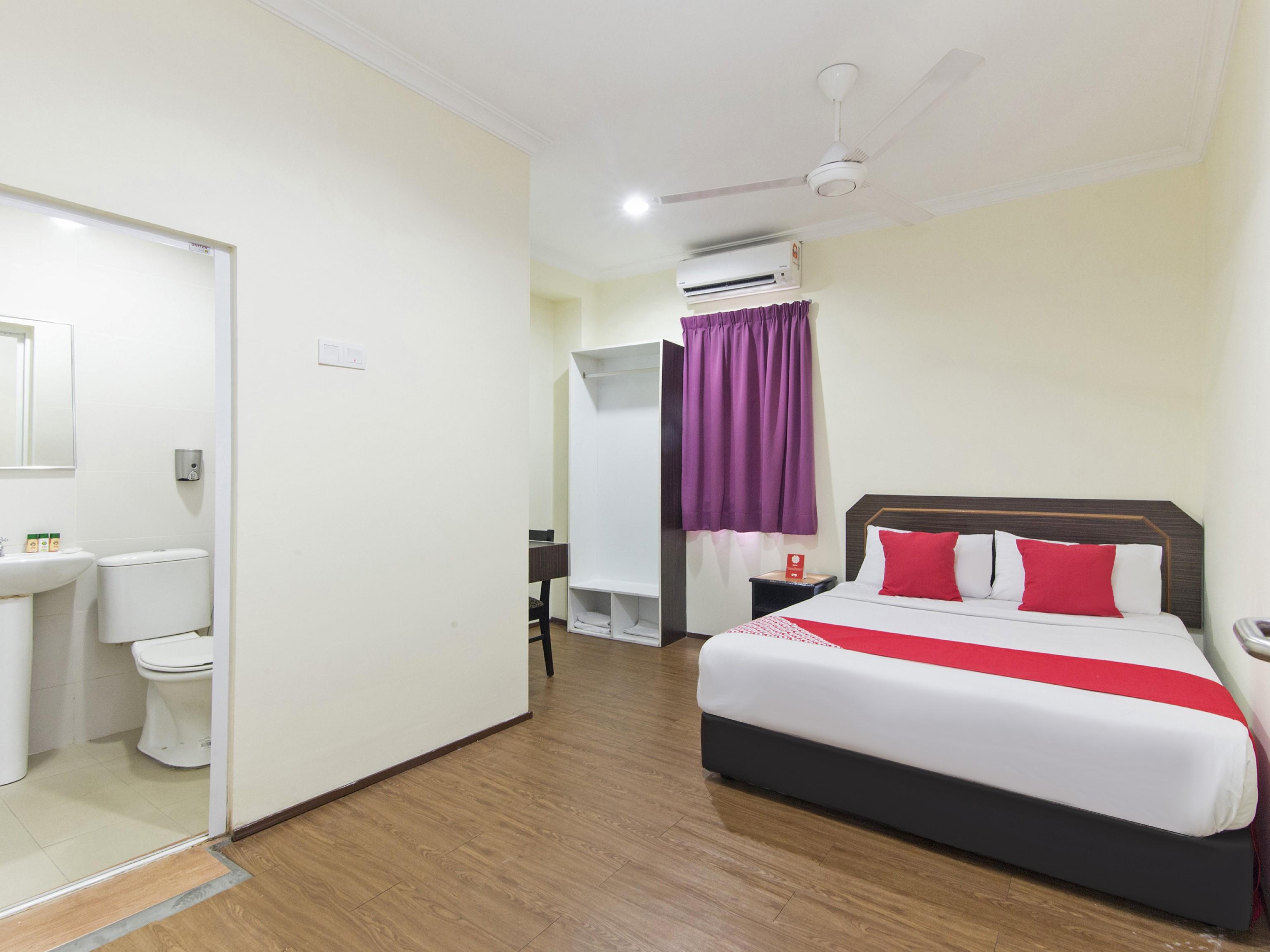 Oyo 327 Buddys Hotel Куала-Лумпур Екстер'єр фото