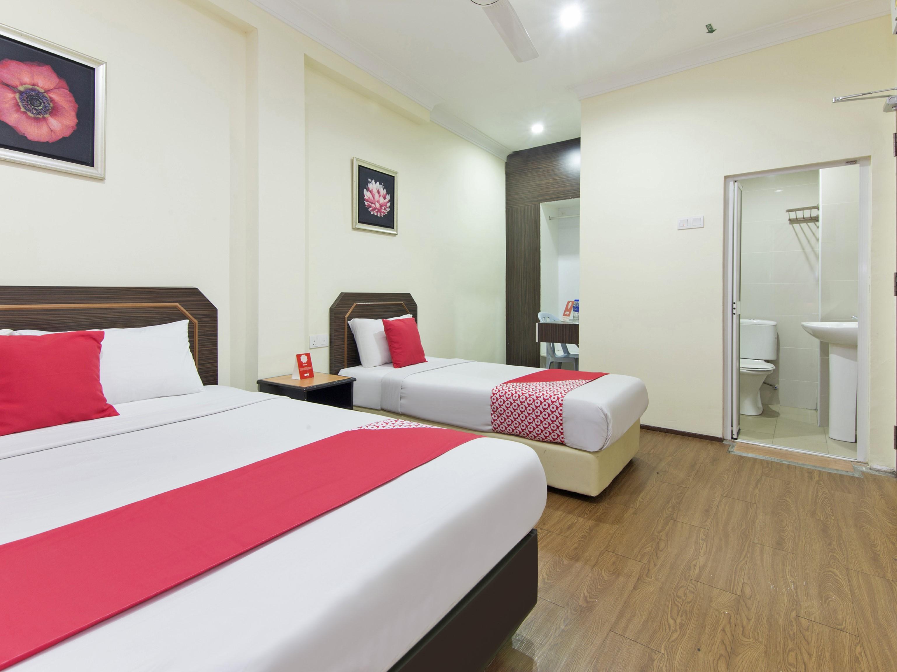 Oyo 327 Buddys Hotel Куала-Лумпур Екстер'єр фото