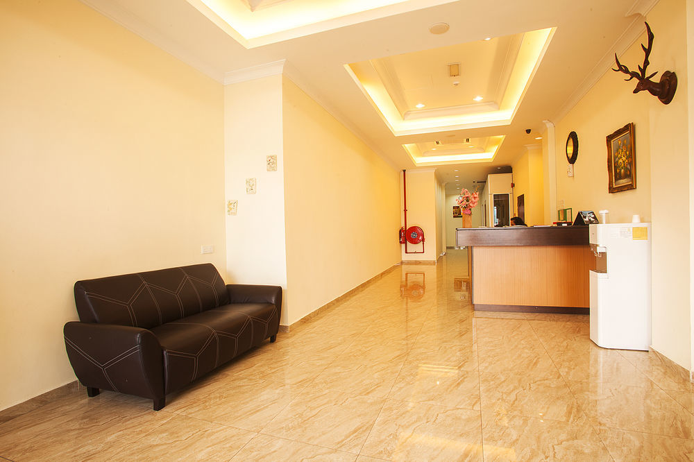 Oyo 327 Buddys Hotel Куала-Лумпур Екстер'єр фото