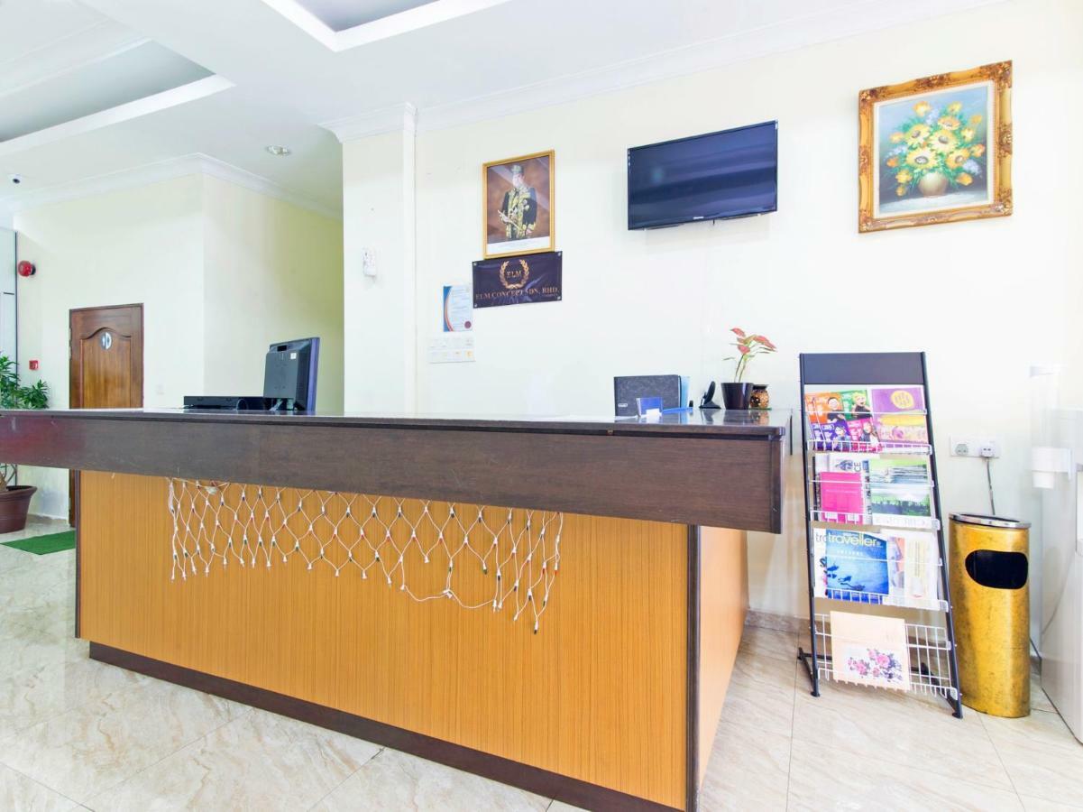 Oyo 327 Buddys Hotel Куала-Лумпур Екстер'єр фото