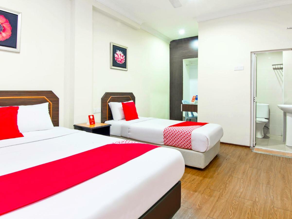 Oyo 327 Buddys Hotel Куала-Лумпур Екстер'єр фото