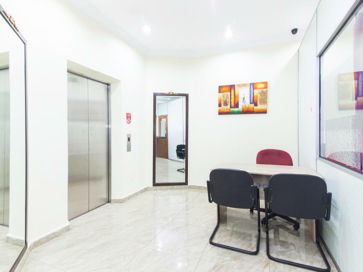 Oyo 327 Buddys Hotel Куала-Лумпур Екстер'єр фото